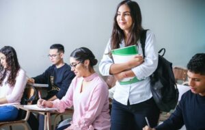 4 Tradisi Mahasiswa Pascasarjana Menjelang UAS