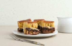 5 Rekomendasi Penjual Martabak di Sekitar UNS Kentingan