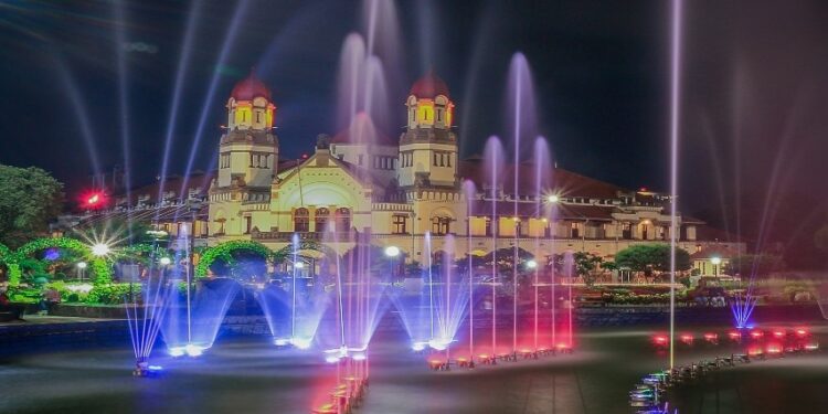 5 Restoran Keluarga di Semarang untuk Rayakan Natal dan Tahun Baru Terminal Mojok