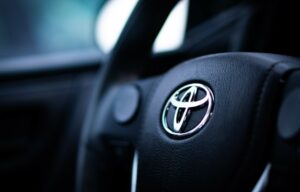Innova Reborn: Mobil yang Akan Tetap Eksis meski Pesaing Menghantam Tanpa Henti