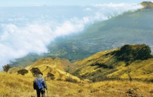 Konten Naik Gunung Dzawin Nur Memang Lebih Menarik daripada Fiersa Besari, kok