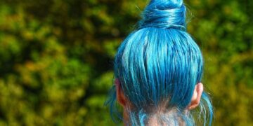 Alasan di Balik Indahnya Rambut Idol K-Pop meski Sering Ganti Warna  