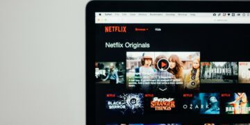 5 Hal yang Bikin Malas Nonton Serial Netflix Terminal Mojok