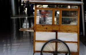 5 Usaha yang Sebaiknya Tidak Menggunakan Gerobak Partai Perindo