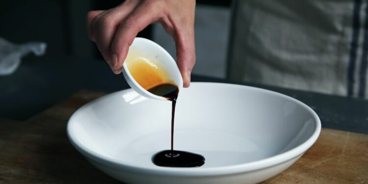 Kecap Manis Adalah Candu, Bikin Saya Merasa Berdosa terhadap Makanan