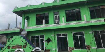 Gempa Cianjur yang Membuat Masjid Tercinta Kini Tersisa Puing-Puing (Foto milik penulis)
