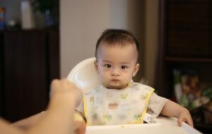 Ibu yang Kasih Kopi Instan ke Bayi Itu Logikanya di Mana sih?