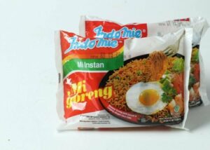 Saya Sempat “Selingkuh” dengan Mie Sedaap, tapi Sekarang Jatuh Cinta Lagi Sama Indomie Goreng