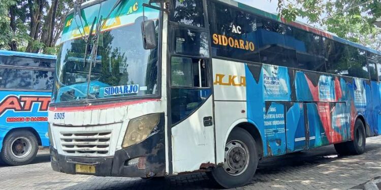 Jangan Naik Bus AKAS NR kalau Mabuk Perjalanan Terminal Mojok