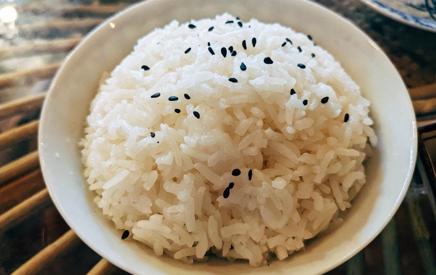 Kasta Nasi Putih Restoran Cepat Saji Terminal Mojok