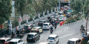 Konten Jakarta ke Bekasi 2 Jam Di Jogja Bisa Tembus Gunung tapi Kudu Nekat Terminal Mojok