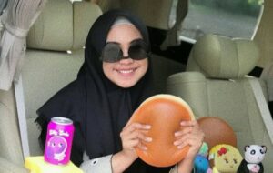 Ria Ricis Memang Ibu Masa Kini yang Cerdas tapi Nggak Perlu Digagas