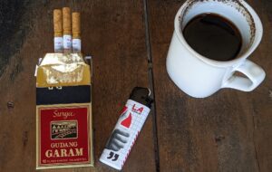 Cita Rasa Rokok Surya Ketengan yang Tak Lagi Menggembirakan