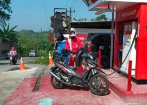 5 Fungsi Lain Pertashop yang Bikin Jengkel Operatornya