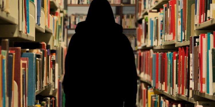 Periplus Mengajari Saya untuk Lebih Menghargai Buku dan Penulis