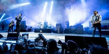 5 Lagu Underrated Arctic Monkeys yang Harus Didengar sebelum Nonton Konsernya