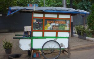 5 Tips Membuat Nasi Goreng Rumahan Selezat Nasi Goreng Pinggir Jalan