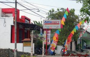 5 Dosa Besar Alfamart yang Bikin Pelanggan Jengkel