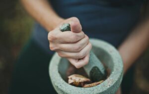 4 Alasan Bumbu Ulek Lebih Nikmat daripada Bumbu yang Diblender