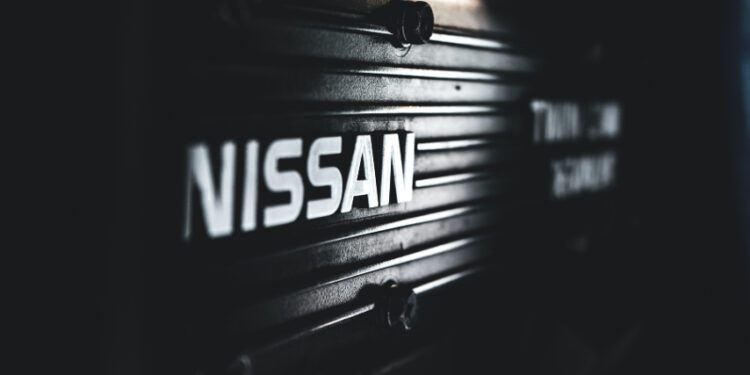 Pantes Nissan Evalia Nggak Laku di Indonesia, Desainnya Aneh!