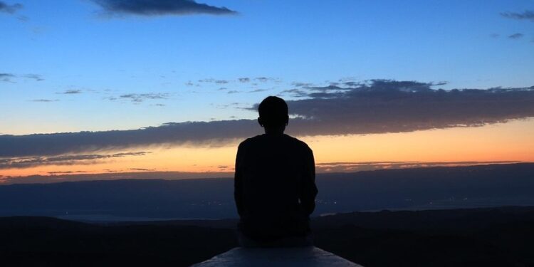 Hidup Bahagia ala K.H. Anwar Zahid: Bahagia Bukan Hanya Milik Orang Kaya