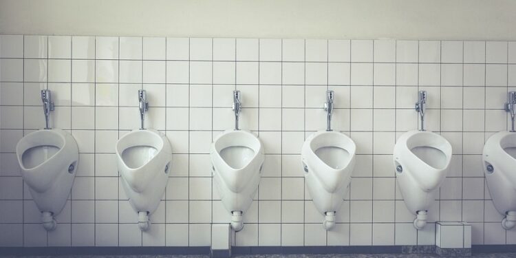 Toilet Masjid kok Pake Urinoir, Maksud?