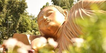 Berkunjung ke Buddha Tidur Mojokerto, tapi Tidak Tahu Bejijong Itu Gimana Ceritanya