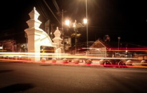 Jogja Bagian Selatan Menyenangkan: Sahur Gratis di Depan Kampus ISI