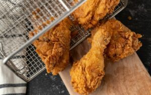 Ayam Jatinangor House, Ayam Goreng McD KW Super yang Sempat Viral di Media Sosial