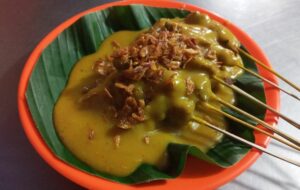 Rupa-rupa Kecewa Penikmat Sate Padang
