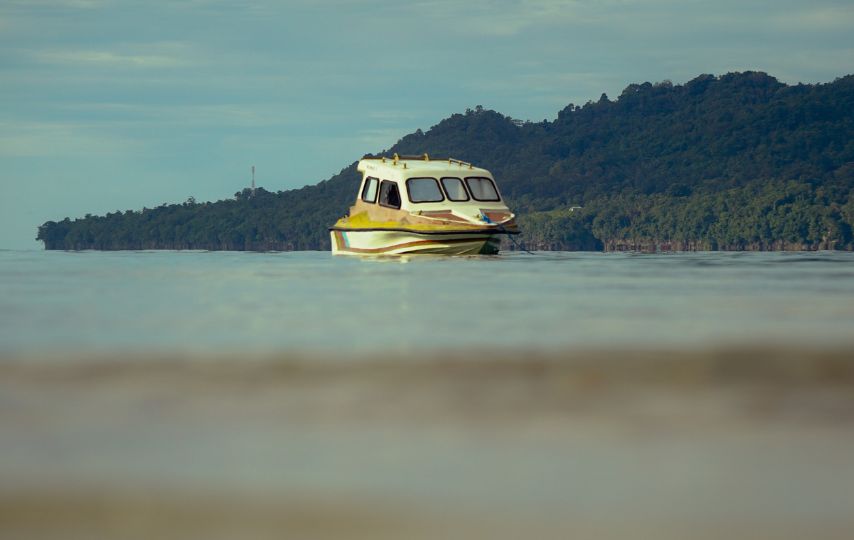 Nestapa Tinggal di Pulau Moa Provinsi Maluku, Pulau Kecil di Gerbang Selatan Indonesia