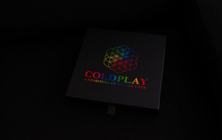 Bagi Saya, Deny Caknan Adalah Coldplay Cabang Ngawi (Unsplash)