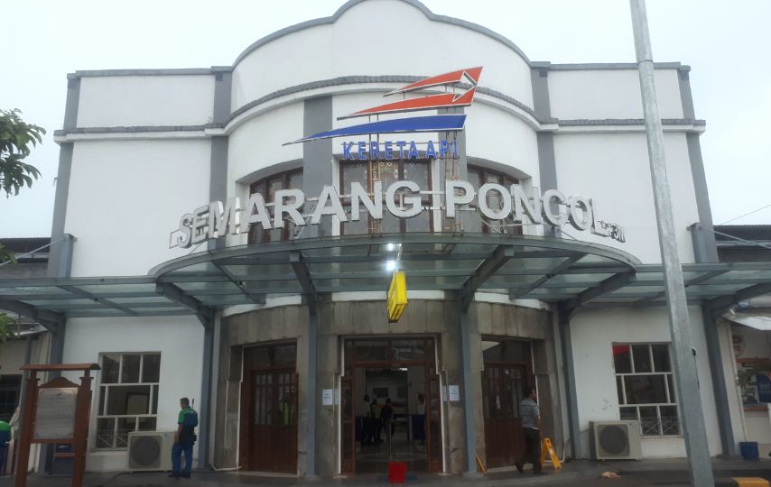 Stasiun Semarang Poncol: Saksi Bisu Sejarah hingga Urban Legend di Sudut Kota Semarang