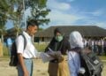 Keluh Kesah Guru Honorer di Pelosok Perbatasan Kalimantan