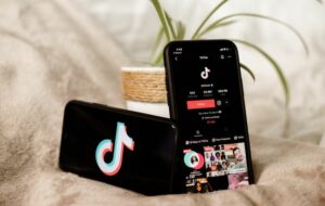 Kenapa Lagu TikTok Terasa Lebih Nyantol di Telinga Kita?