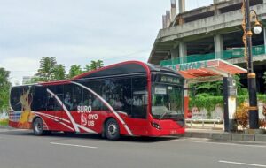 Naik Transportasi Umum di Surabaya Adalah Simbol Kemiskinan, tapi Saya Tidak Malu Menggunakannya