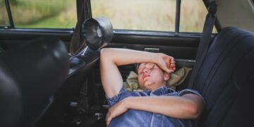 Jalanan Jawa Tengah Jadi Saksi Penderitaan Orang yang Gampang Tertidur (Unsplash)