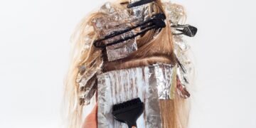 Tips Bleaching Rambut Putih kayak Ganjar Pranowo