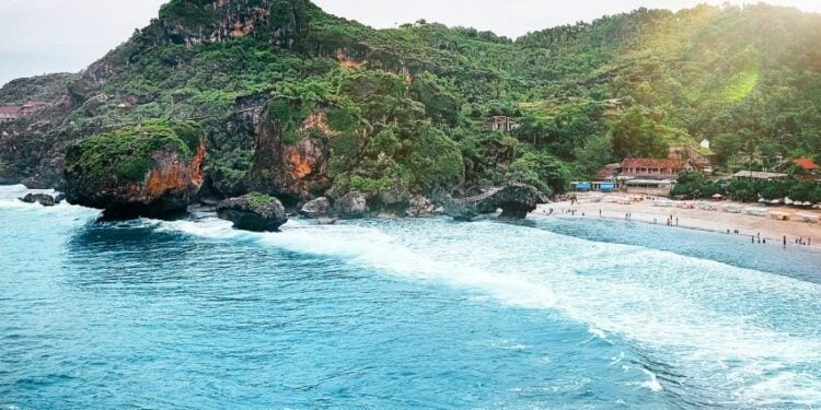 Pantai di Gunungkidul Tak Seindah Dulu: Kebanyakan Promosi, Banyak yang Perlu Dibenahi