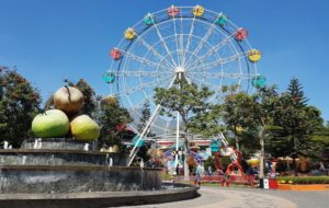 Alun-alun Kota Batu dan Masalah Parkir yang Rumit