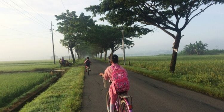 Suka Duka Tinggal di Pelosok Kecamatan Pasongsongan Sumenep