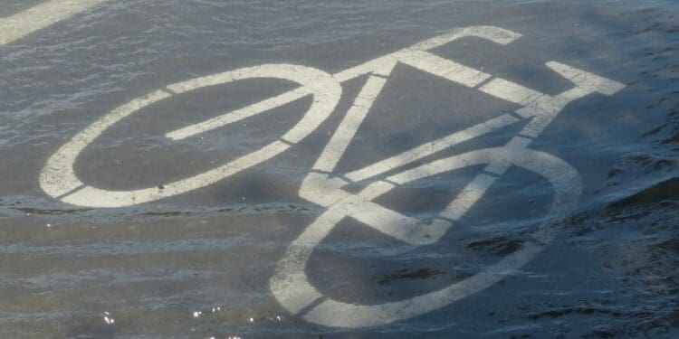 SKE, Taman Rekreasi yang Kalah Menarik ketimbang Wisata Kuliner Sekitar Taman dan Banjirnya