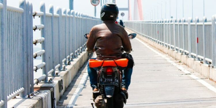 Madura United Membawa Saya Menemukan Keajaiban di Pamekasan (Unsplash)