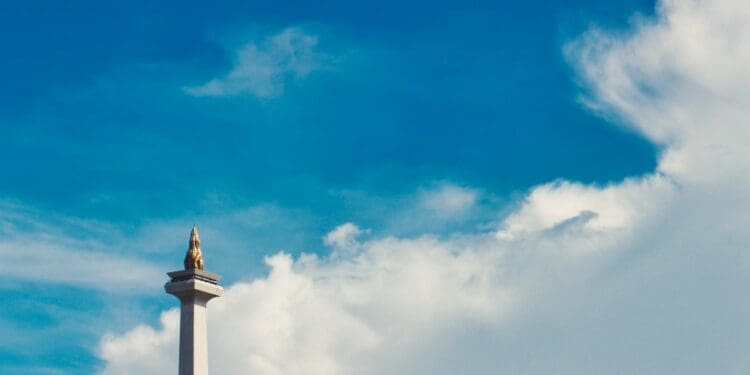 Monas dan Tikungannya Tempat Terbaik di Jakarta untuk Pacaran (Unsplash)