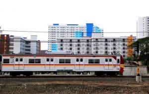 Sebagai Orang Asli Karawang, Saya Sangat Iri Sama Cikarang. Cuma Kecamatan, tapi Punya Rute KRL
