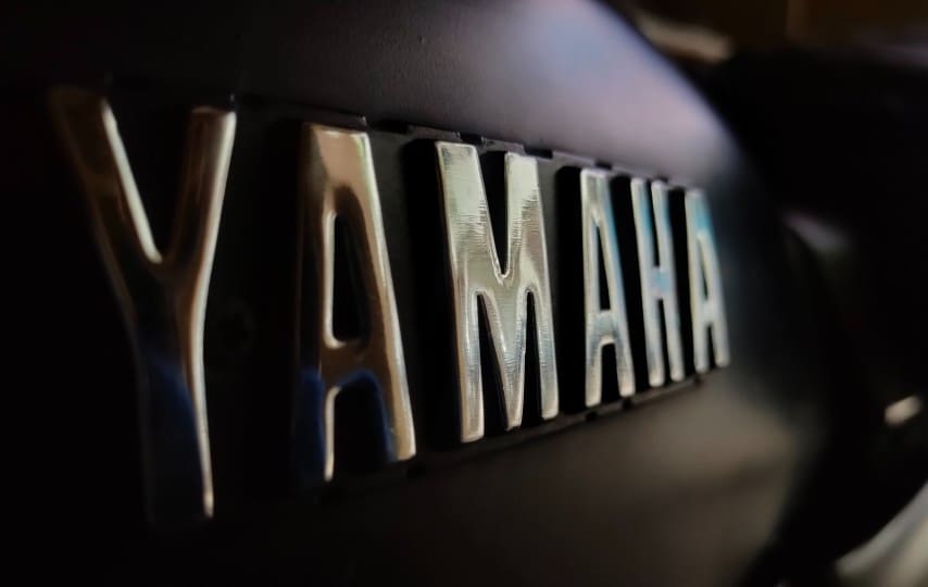 Yamaha V80, Motor Bekas Tua Bangka yang Hampir Bikin Celaka (Unsplash)