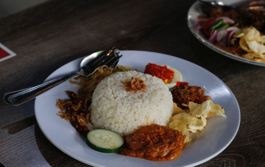 Kobe Nasi Uduk, Bumbu Instan yang Canggih. Bikin Nasi Uduk Cuma Perlu Diaduk