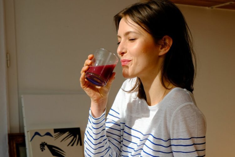 Tips Memilih Collagen Drink biar Kulit Makin Cerah dan Uangmu Nggak Terbuang Sia-sia