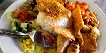 Nasi Rames, Menu Makanan Paling Populer di Jawa Tengah jogja