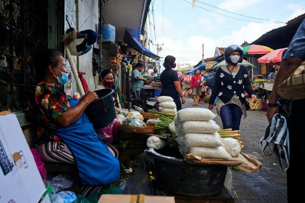 Kata Siapa Punya Rumah Dekat Pasar Nggak Enak? Ngawur Itu. Banyak Keuntungannya, lho!